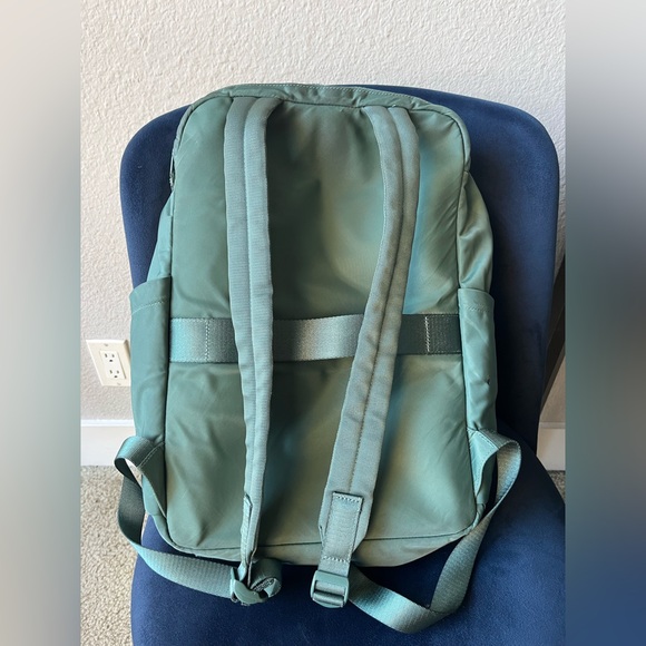 Lululemon backpack - Picture 2 of 11